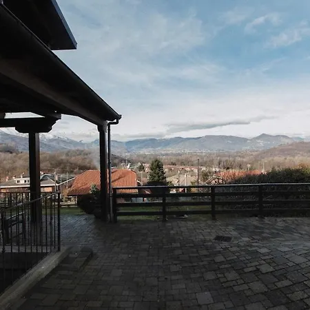 The At Pianca Chalet